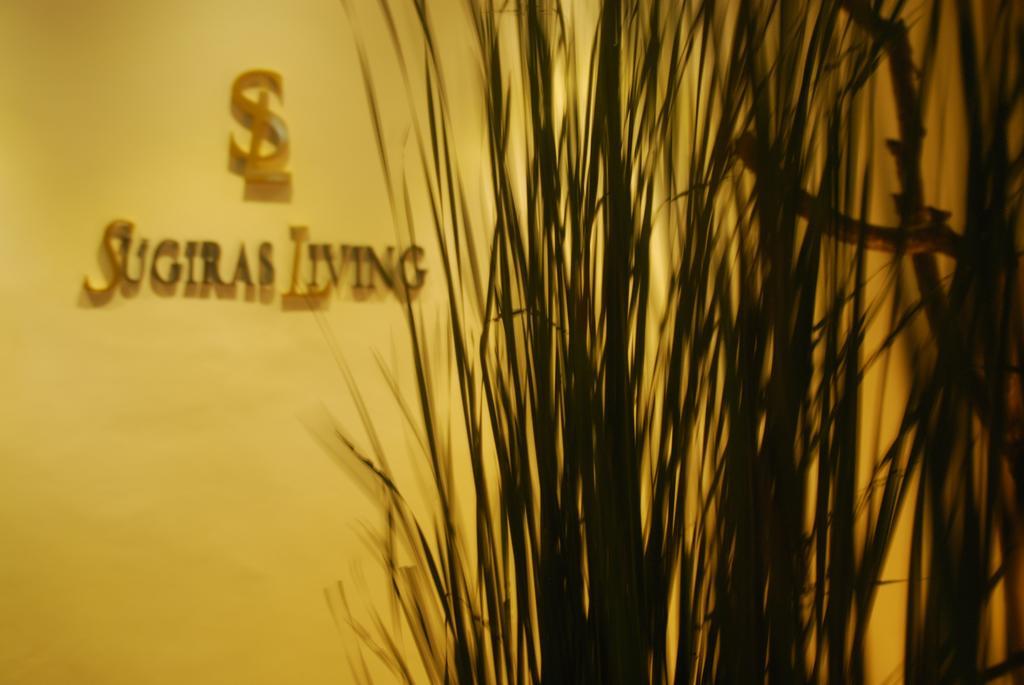 Sugiras Living Hotel Denpasar  Exterior photo